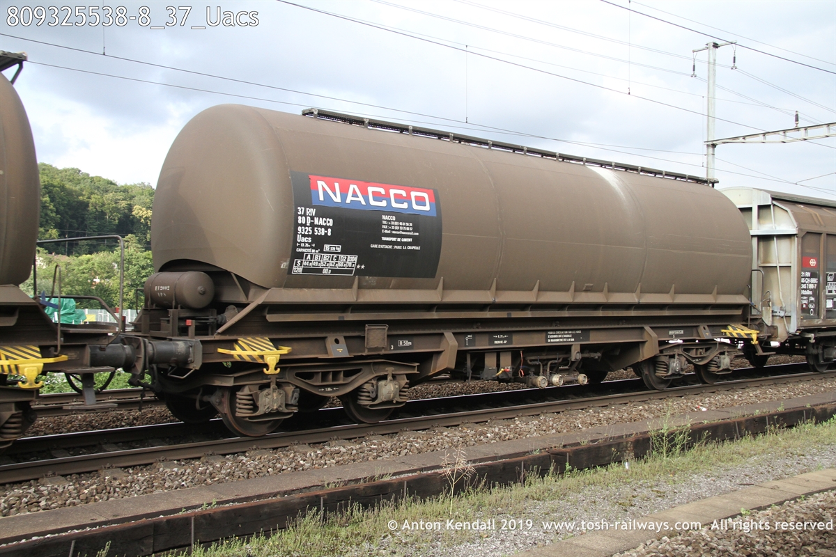 809325538-8_37_Uacs.JPG